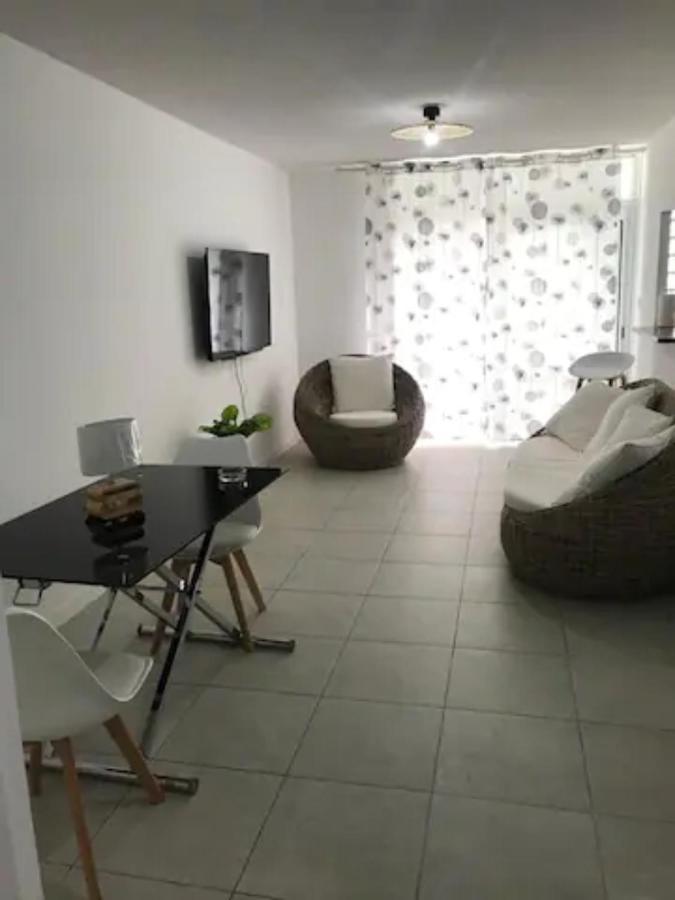 Meuble De Standing Au Coeur Des Commodites Schoelcher Bagian luar foto